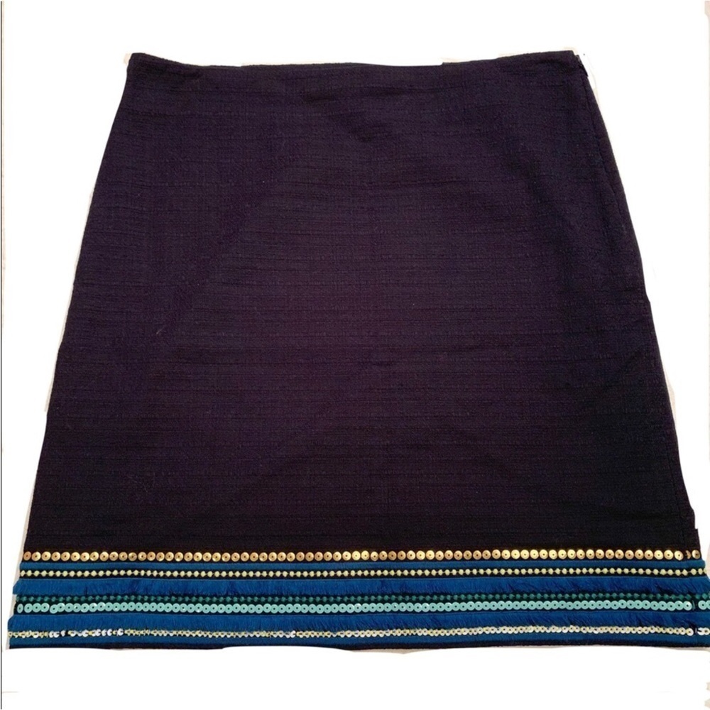 Talbots blue tweed skirt with fringe, embroidery and sequin trim Size 8
